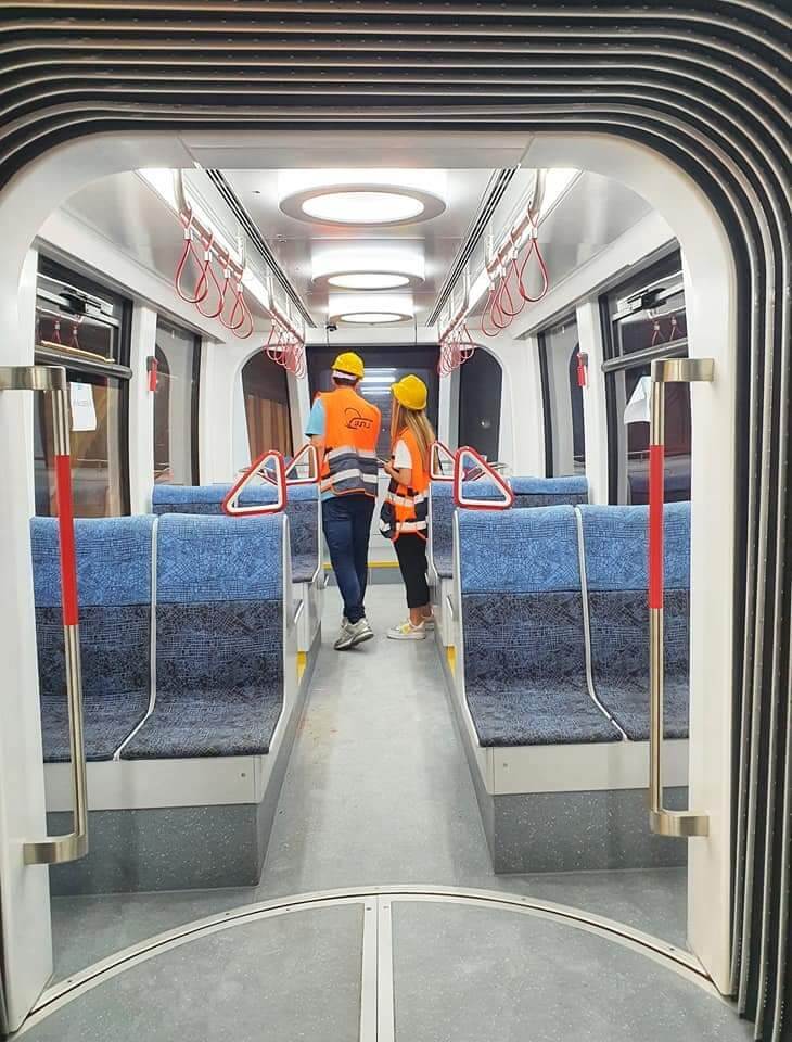 הצצה לרכבת הקלה החדשה שתחנת אליפלט עוברת במסלול תת קרקעי לאורך בפארק המסילה בננווה צדק